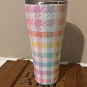 Swig pretty in plaid Tumbler 32 oz